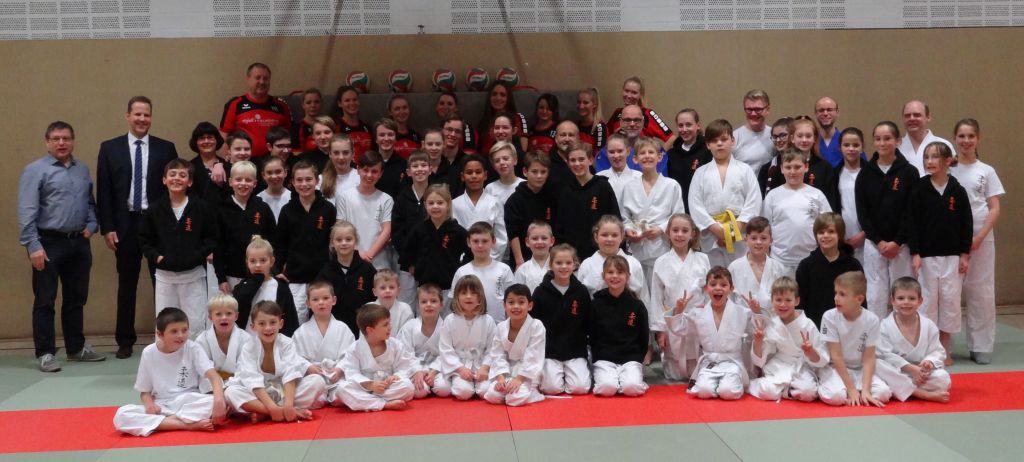 https://www.tvjahn-bad-lippspringe.de/tl_files/artikelbilder/2012/Judo/Abschlusstraining 2016/DSC07493b.jpg