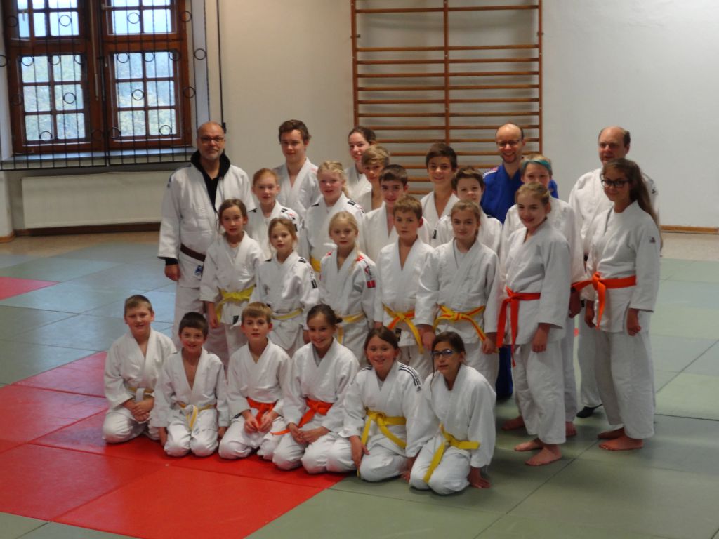 https://www.tvjahn-bad-lippspringe.de/tl_files/artikelbilder/2012/Judo/Wewelsburg/DSC03879.JPG